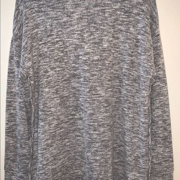 Tahari Sweater - Picture 4 of 4